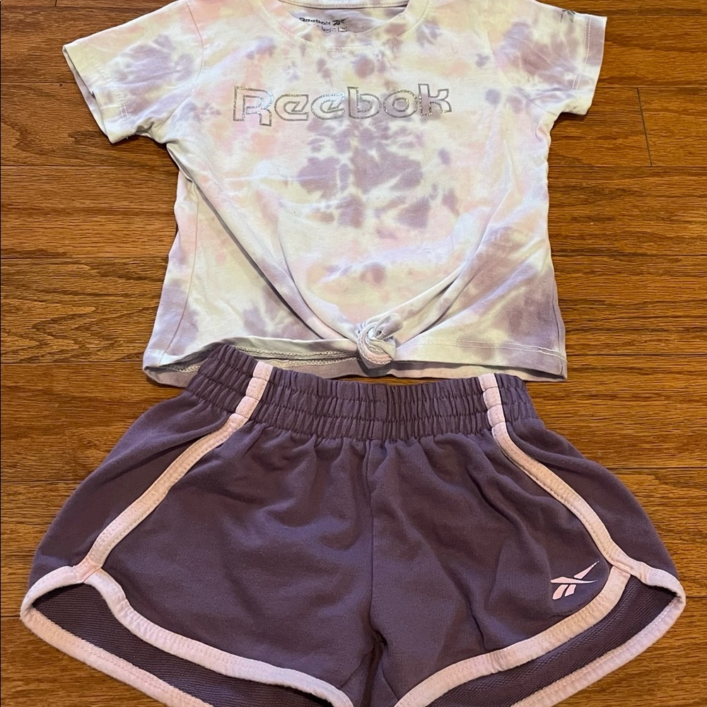 Girls Reebok short outfit